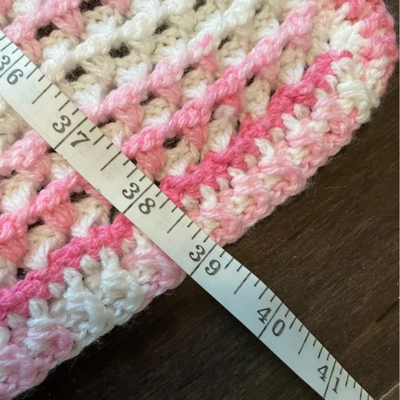 Pink and White Knit Baby  Blanket - Picture 3 of 4